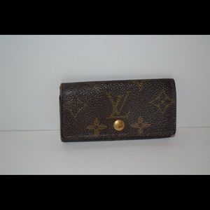 Louis Vuitton wallet / key holder